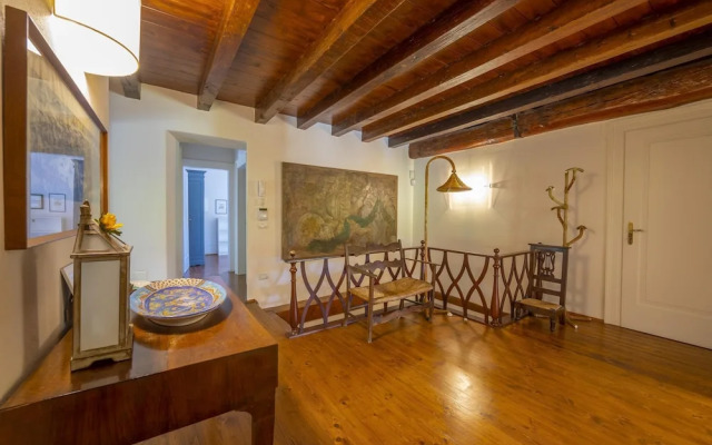 Villa Faccioli Deodara With Shared Pool