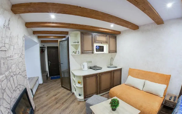 Apartament on Rynok Square 3