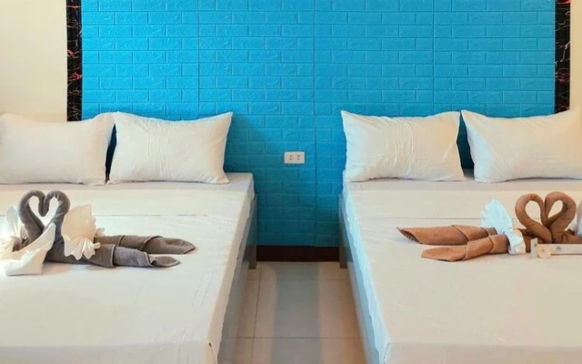 Sweet Mermaids Hotel and Restobar