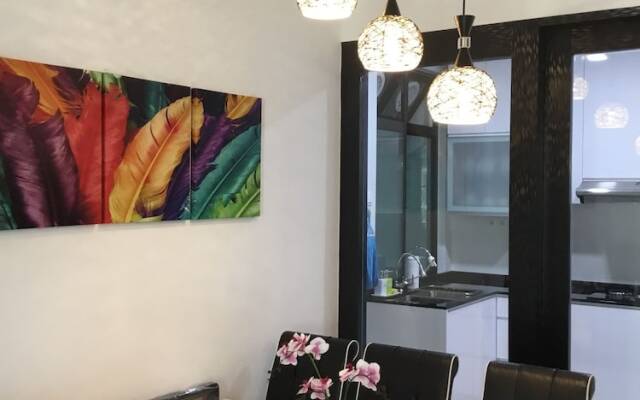 JB Staycation next to Paradigm Mall JB