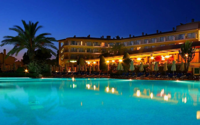 Son Bou Apartments