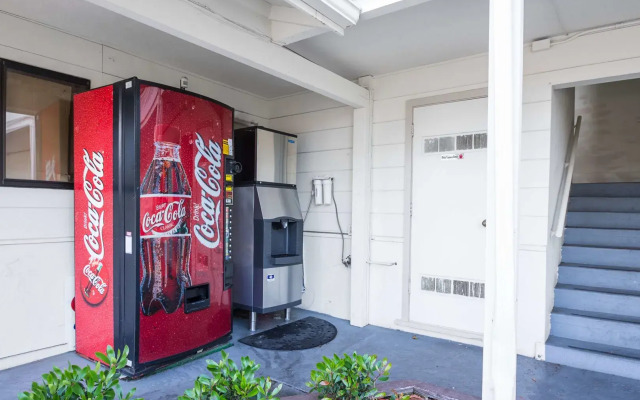 Fisherman's Cove Inn