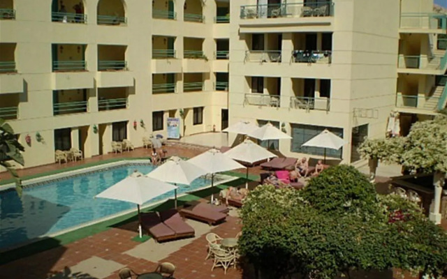 Jewels La Perla Hotel