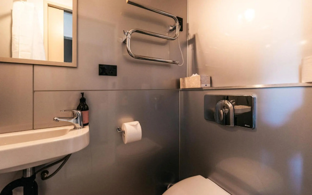 The Fat Pigeon - Omiha Holiday Home