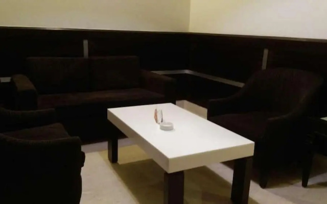 Hotel Aadhar