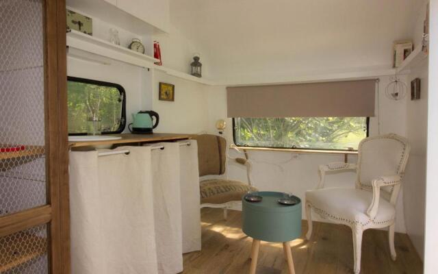 Ma caravane dans les collines