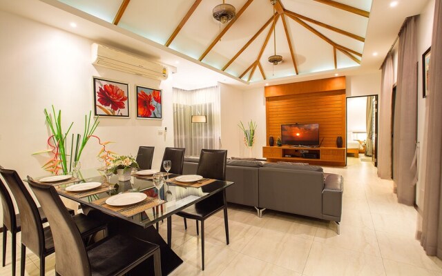 Nai Harn Pool Villa - Villa Berry
