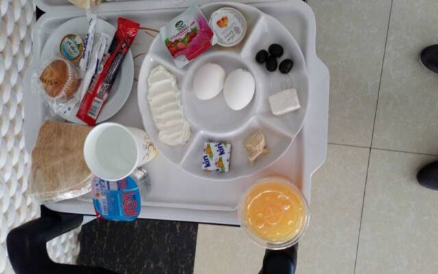 Riyadh Ronza Nanis Hotel