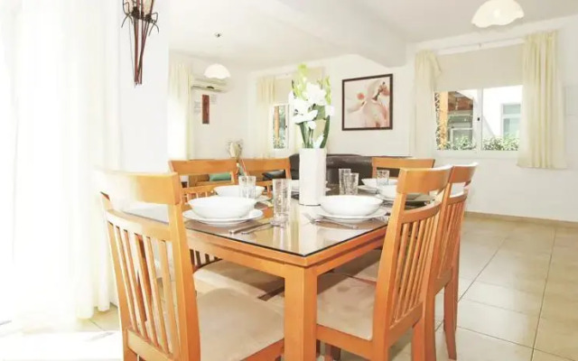 Villa Lucy