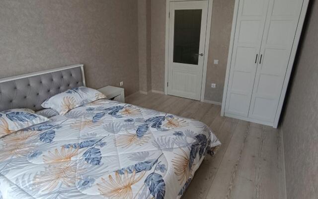 Апартаменты на улице Олега Анофриева 1 к9