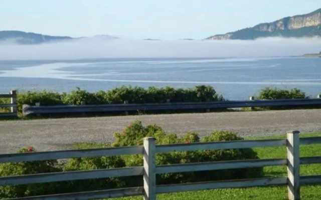 Gite au Pied du Phare