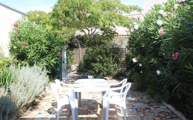 Appartement Gruissan, 2 pièces, 4 personnes - FR-1-229-98