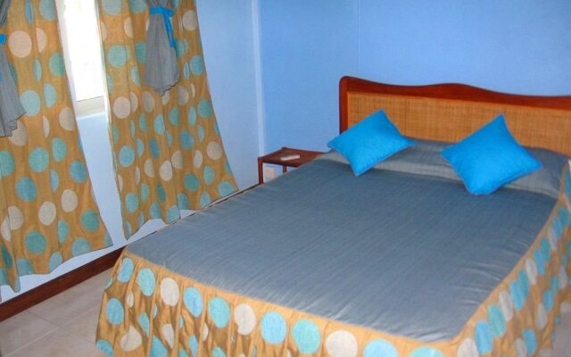 Coral Azur Cosi Holidays