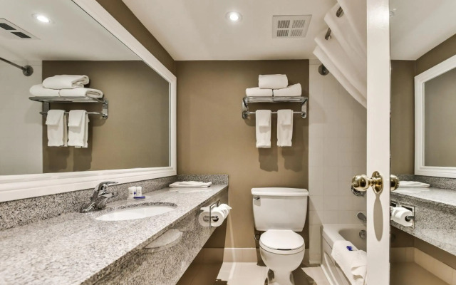 Best Western Plus Cambridge Hotel