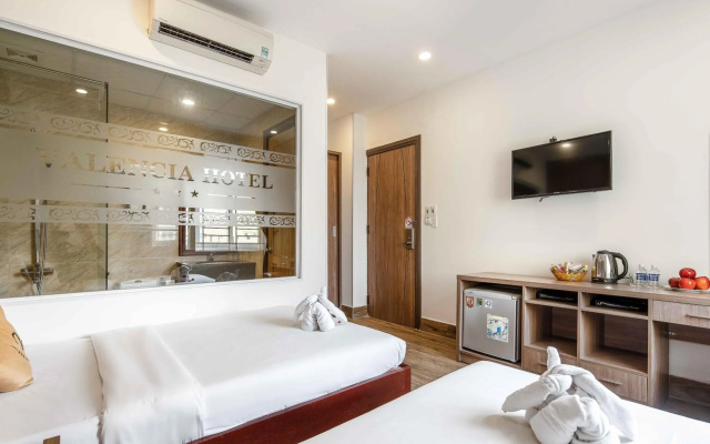 Valencia Hotel – Guest Rooms – Da Nang