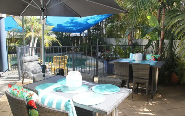 Salamander Beach Accommodation Adults Only