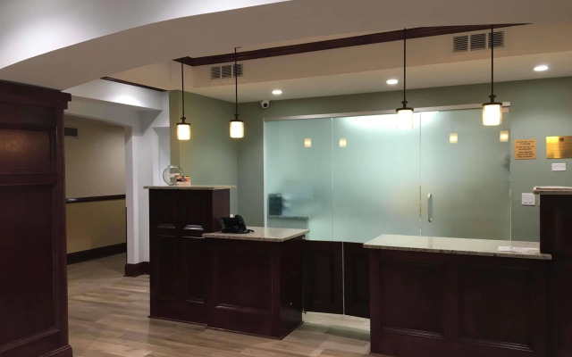 Best Western Patriots Point