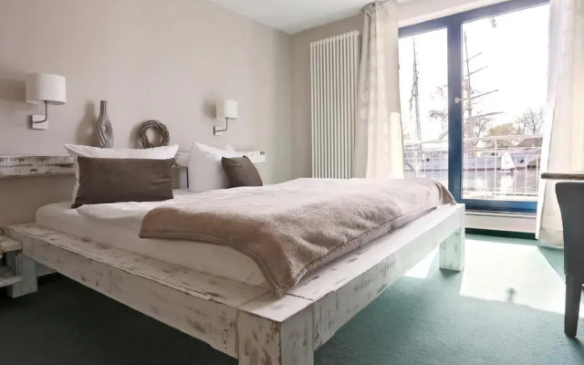 Hotel Utkiek und Pier 19