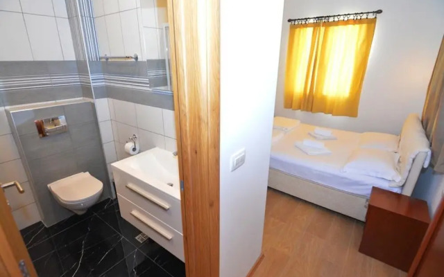 Balabusic Two-bedrooms Deluxe Apartment No.9