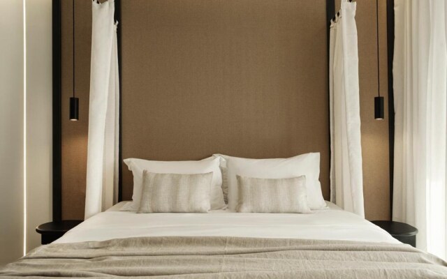Ezio Bo Luxury Living