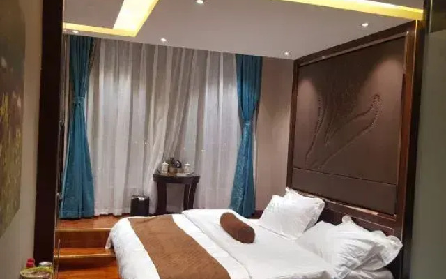 Aba Yaqilin Wangfu Hotel