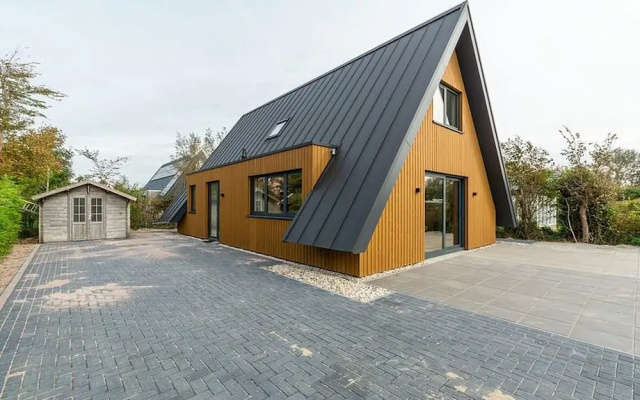 Seaside Holiday Home With Garden