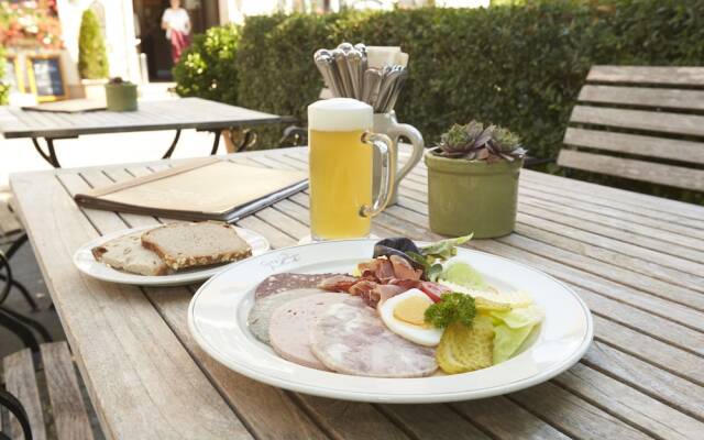 Flair Hotel Gasthof zum Hirsch