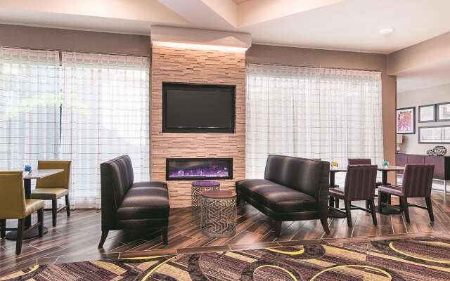 La Quinta Inn & Suites by Wyndham Atlanta Conyers