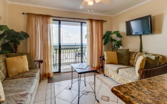 Casa Del Mar Beachfront