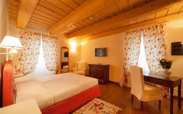 Agriturimo Antico Casale Bergamini