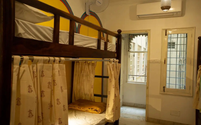 Hostel Mantra