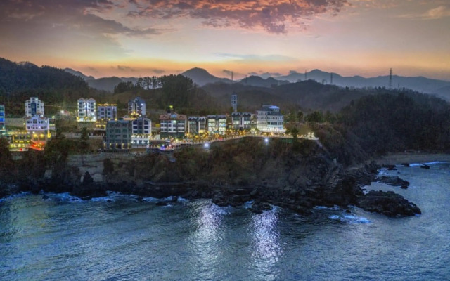 Samcheok Pension Huga