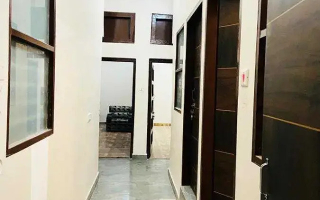 OYO 80689K Jannat Guest House