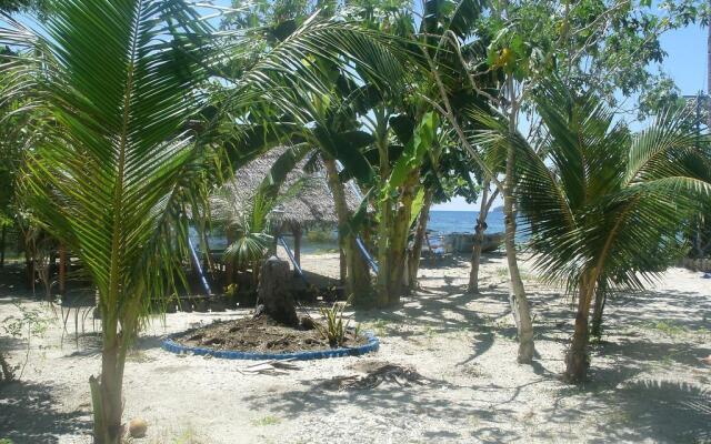 Rainbow Bay Beach and Dive Resort