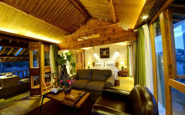 Lijiang Seven Island Resort