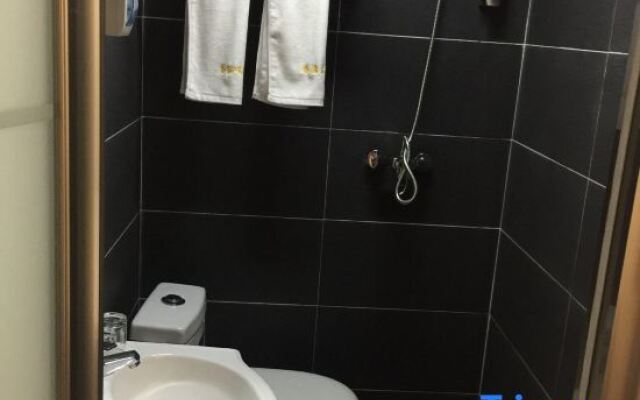 Xingtai Yuyuan Business Hotel