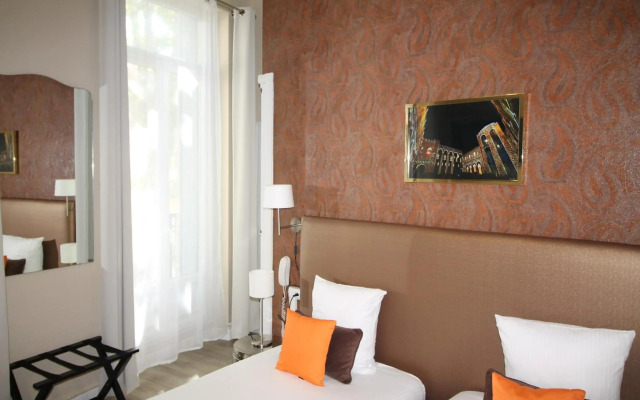 Regina Hotel