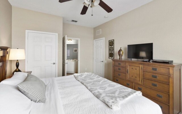 Executive Penthouse