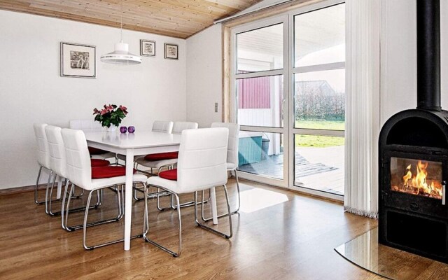 8 Person Holiday Home in Hemmet