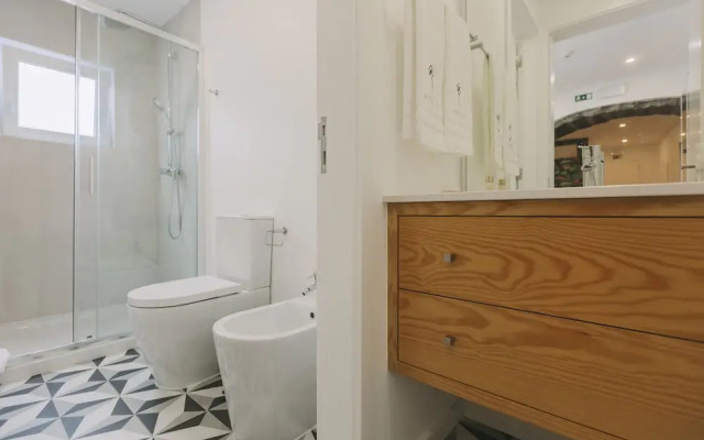 Azores Inn - Family Suites Hostel