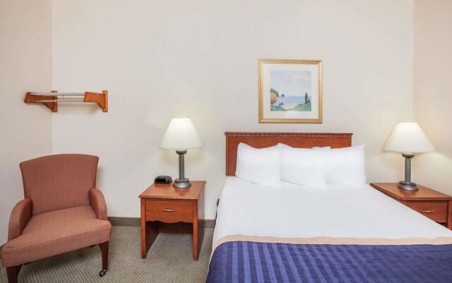 Baymont Inn & Suites Hot Springs