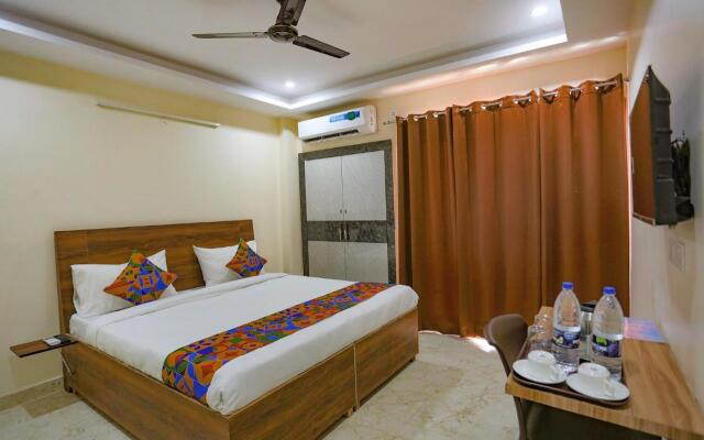 FabHotel Starlight Sanctuary