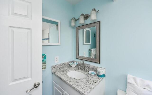 Gulf Holiday by Beachside Management