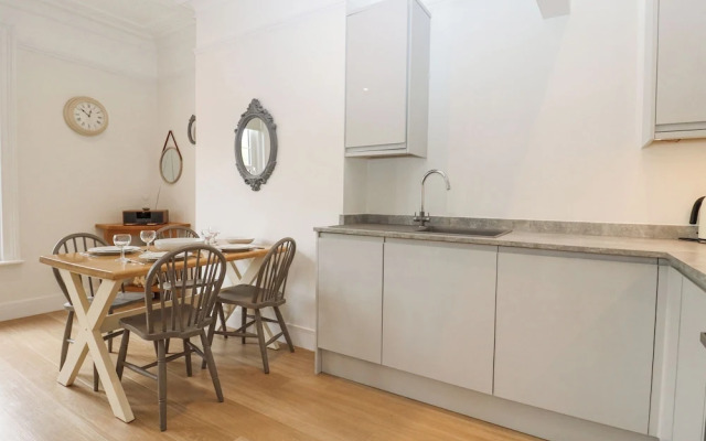 Enbrook View