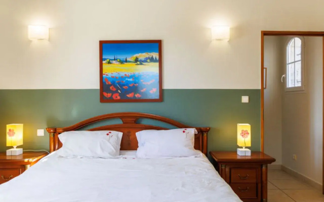 Holiday Home La Garrigue - PUJ100