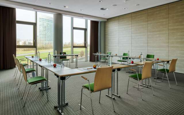 Intercityhotel Amsterdam Schiphol Airport
