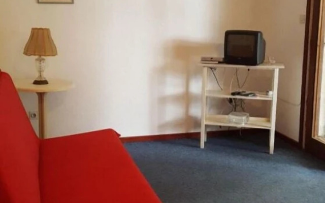 Maja - Affordable With Parking - A2-lukrecija