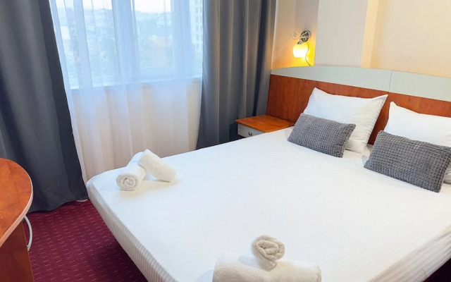 Desudava Hotel