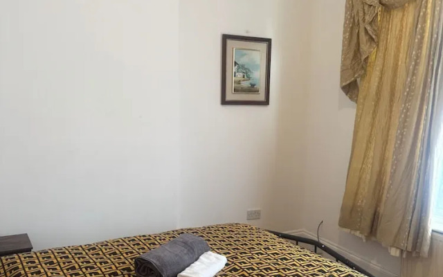 Charming London Apartment With 2 Bedrooms