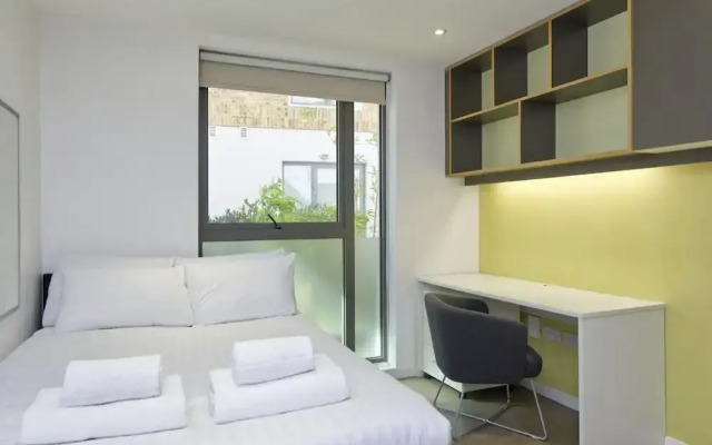 Beautifully Designed Student Studio in London